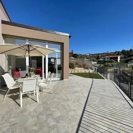 Nyaraló Casa Noemi By Interhome Imperia